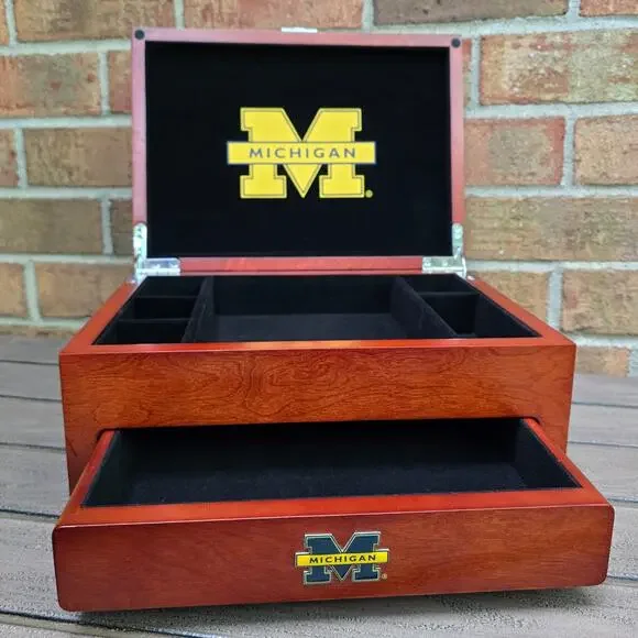 University Michigan Wolverines Valet Jewelry Box Big House Stadium Danbury Mint