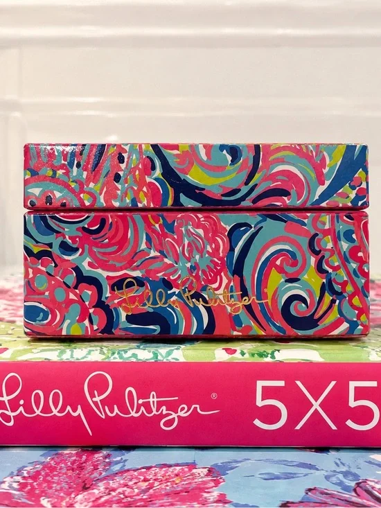 NWT Lilly Pulitzer Psychedelic Sunshine Jewelry Box
