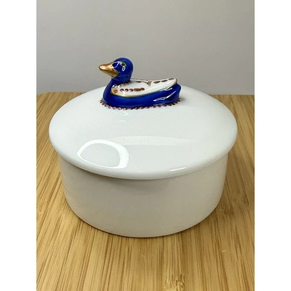 VTG‎  La Reine Limoges Porcelain Trinket Box White Blue Duck Jewelry Box