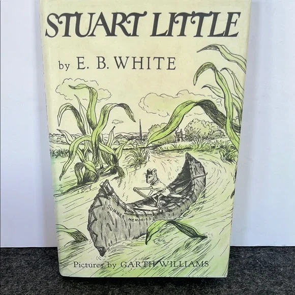 E. B.‎ WHITE “Stuart Little” Book