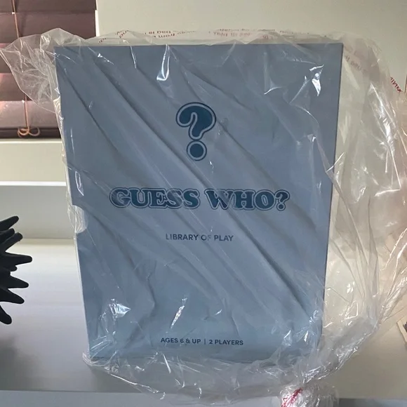 Guess who? Library of Play game