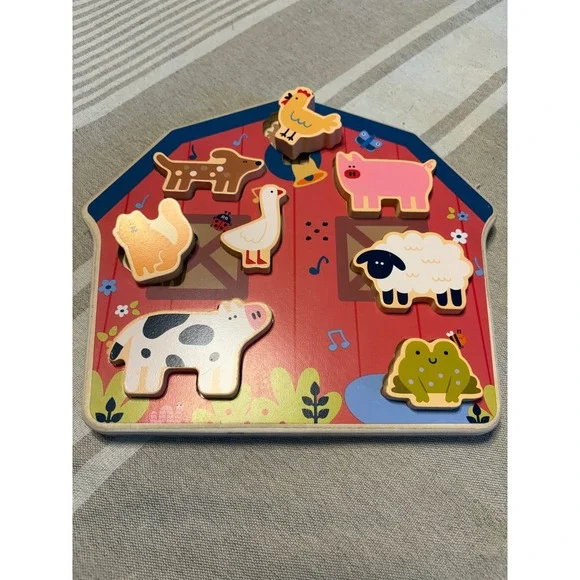 Gigglescape Wooden Farm‎ Animal Sound Puzzle Chunky Pieces Target Barn Toy 8pc
