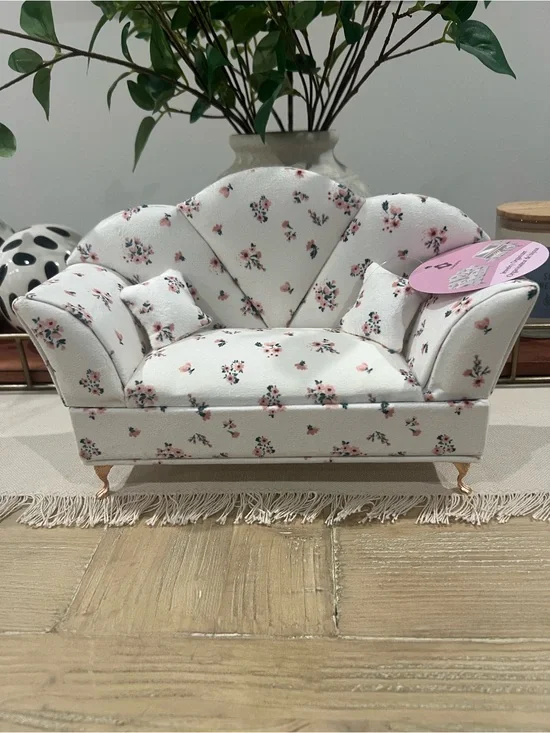 NWT Floral Miniature Sofa Jewelry Organizer