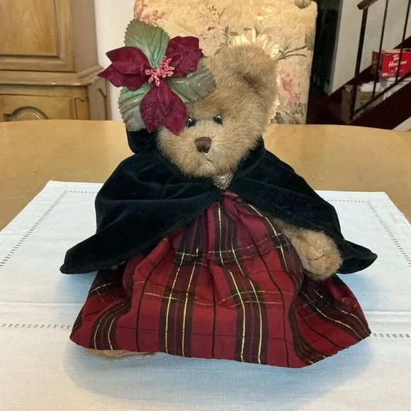 Boyds Bears Vintage Victoria Christmas Bear