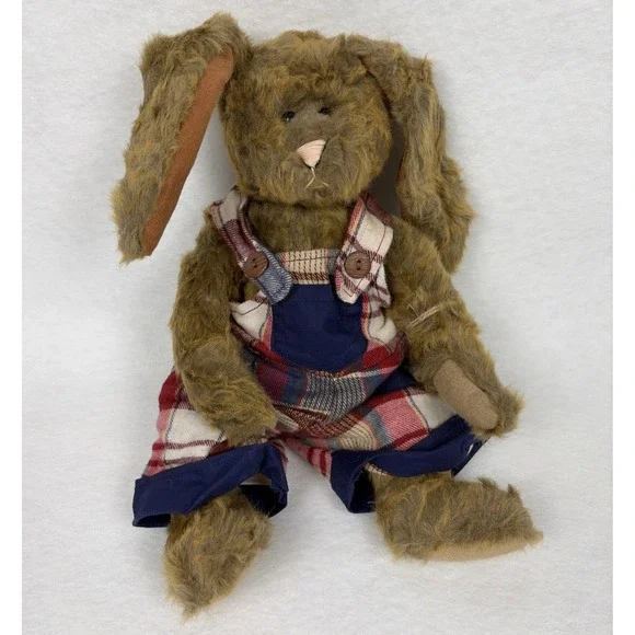 Ganz Cottage Collectibles Rafferty Plush Bunny Brown Plaid Overalls CC529 Artist