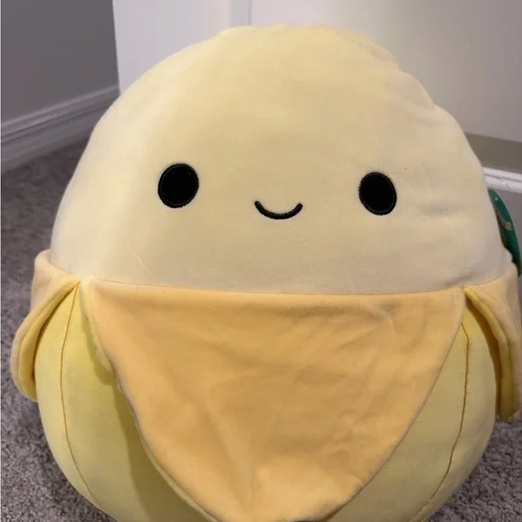 Junie the banana squishmellow