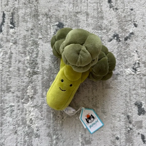 NWT Jellycat Vivacious Broccoli RETIRED