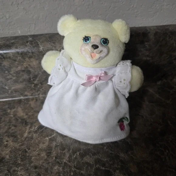 Fisher Price Briarberry Sister Baby Julia Teddy Bear yellow figure toy 1999