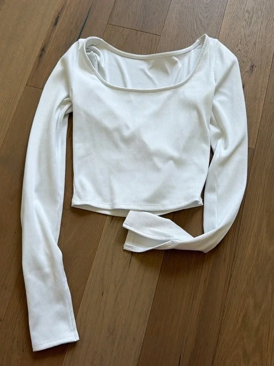 ALO YOGA RIBBED TOP
