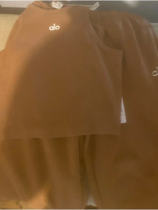 ALO Yoga Chestnut Brown Track Pants & Cropped Tank Set
