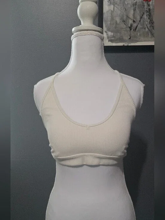 Alo Yoga Ribbed Blissful Bra in ivory/cream Color