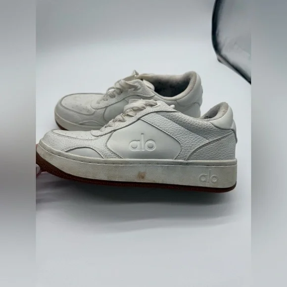 Alo Yoga Recovery Mode Sneakers Gum Sole & Natural White Size W 9 M 7.5