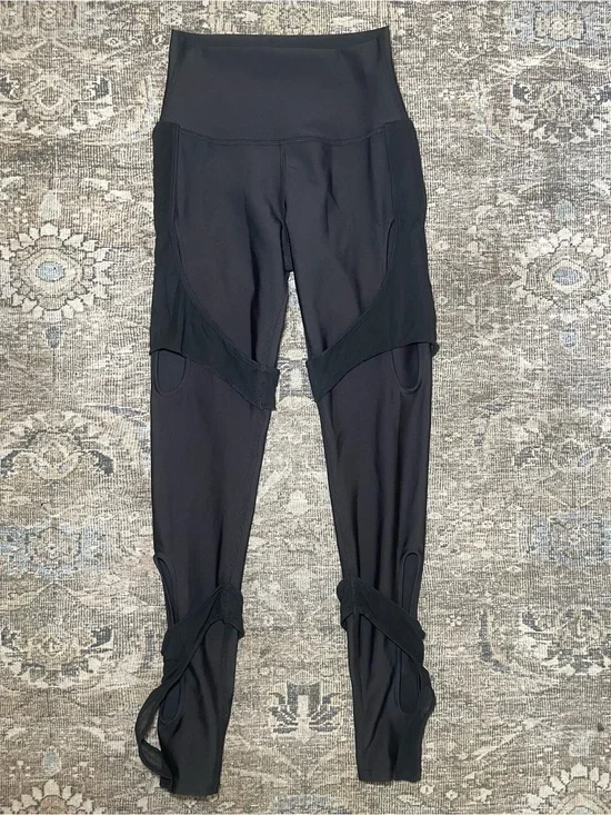 ALO Yoga Black Performance Leggings