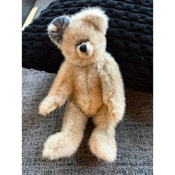 Ty Inc 1992 Classic Teddy Bear Plush Toy Beige 