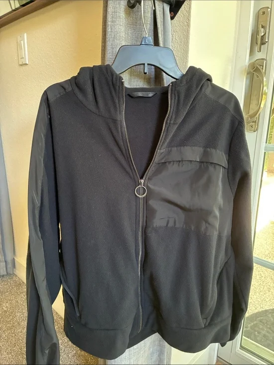 ALO Yoga Black Hooded Zip Jacket