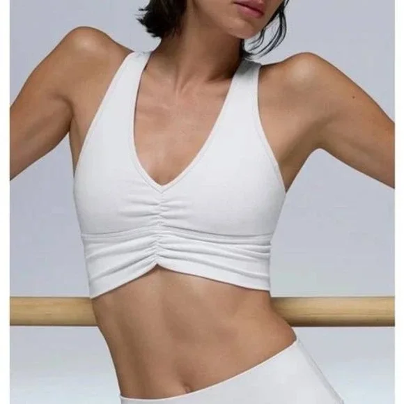 Alo Yoga Wild Thing Bra Airlift Ruched V-Neck Racerback Bone White Womens Medium