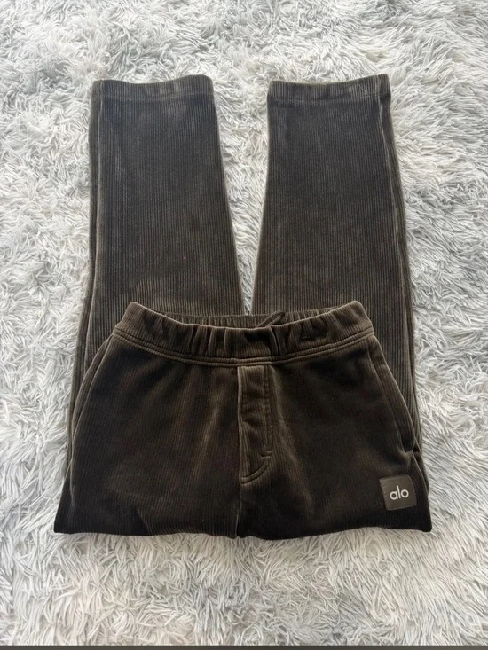 Medium Alo Yoga Corduroy High Waisted Brown Straight Leg Pant $128 Retail