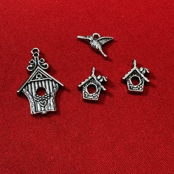 Lot Of 4 Silver Tone Bird Themed Charms‎