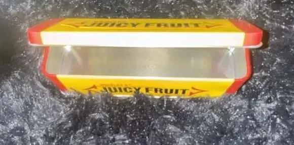 EMPTY Wrigley's Juicy Fruit Chewing Gum Collectors Tin NICE