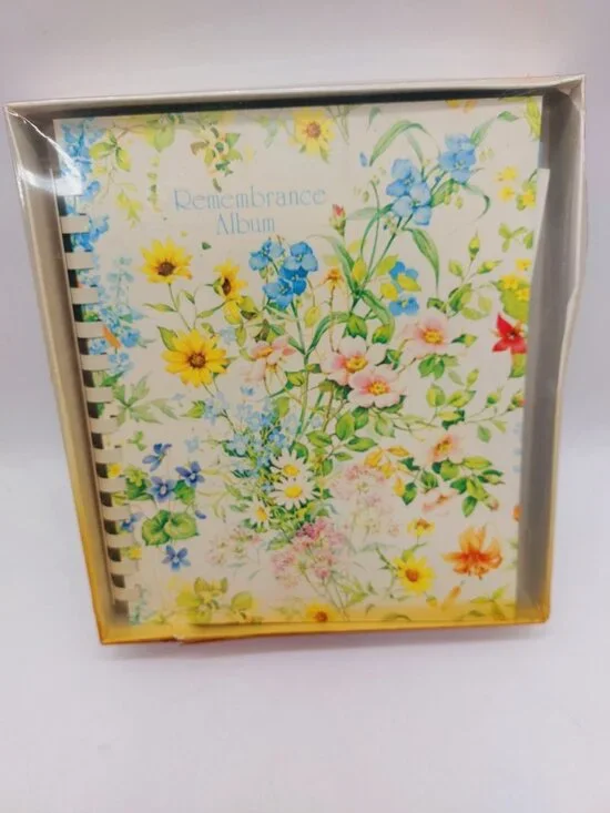 Red Farm Studio Album Note Cards Envelopes Spiral Bound Card Holder