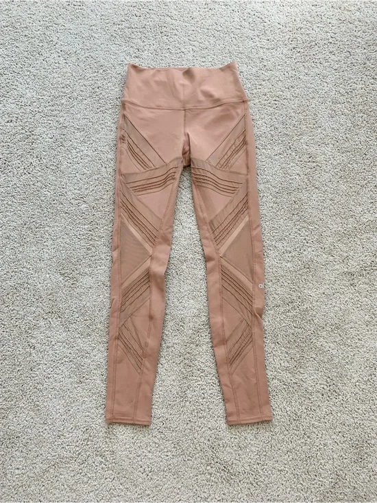 Alo Beige Skin Tone Athletic Yoga Ultimate High Waist Leggings US Medium