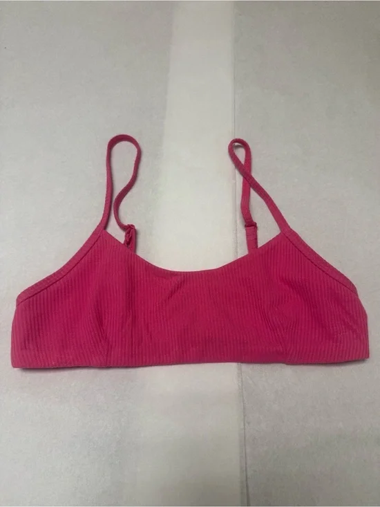 ALO Yoga Ribbed Hot Pink Bralette💟