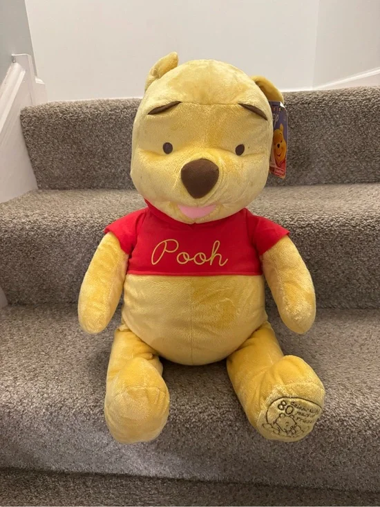 Winnie the Pooh 24-inch Jumbo Plush Bear 80th Anniversary 2005 W/Toys R Us Tag