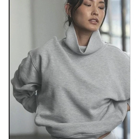 ALO Yoga Cozy Funnel Neck‎ Pullover Sweatshirt Womens SM Grey Heathered Fleece