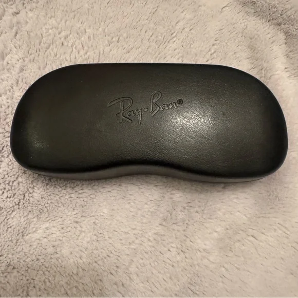 Ray-Ban Black Hard Shell‎ Sunglasses Case Replacement Clamshell Eyeglass Holder