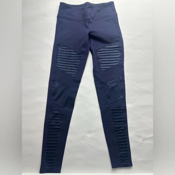 ALO navy low rise leggings. Size small