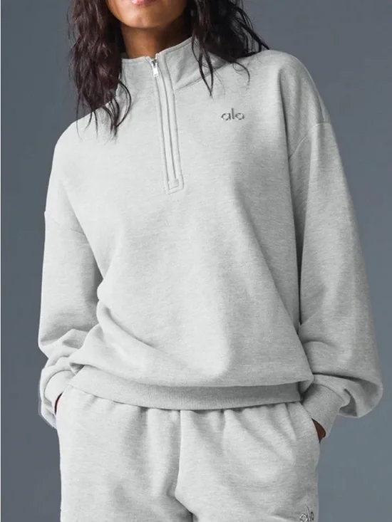 ✨ Alo Yoga Accolade 1/4 Zip Pullover in Heather Grey