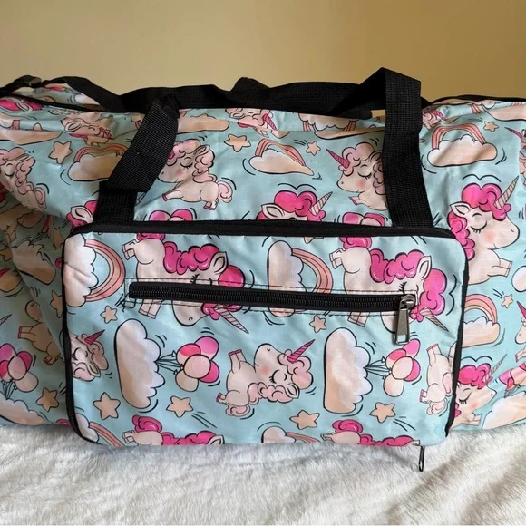 Foldable Unicorn Print Travel Weekender
