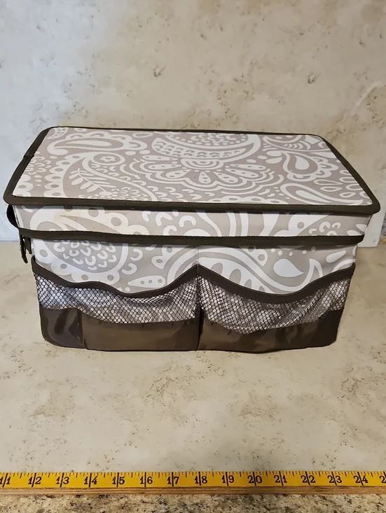 thirty-one Brown and Cream Patterned Storage Box with Front Pockets