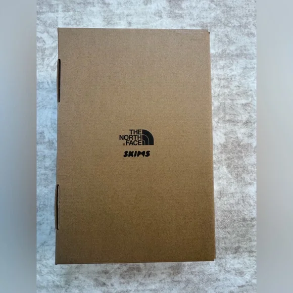Skims x The North Face Shoe Box‎ EMPTY