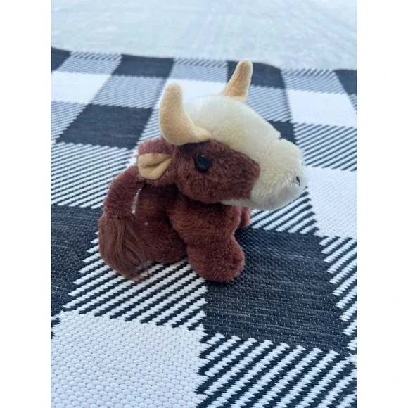 Vintage Russ Berrie Bull Plush Stuffed Animal Brown Cream Farm Toy