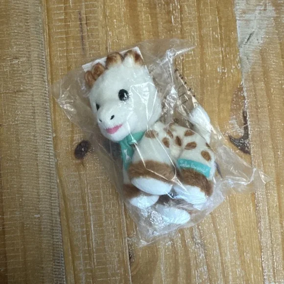 Sophie La Giraffe Plush Baby Toy Soft Stuffed Animal Vulli 8