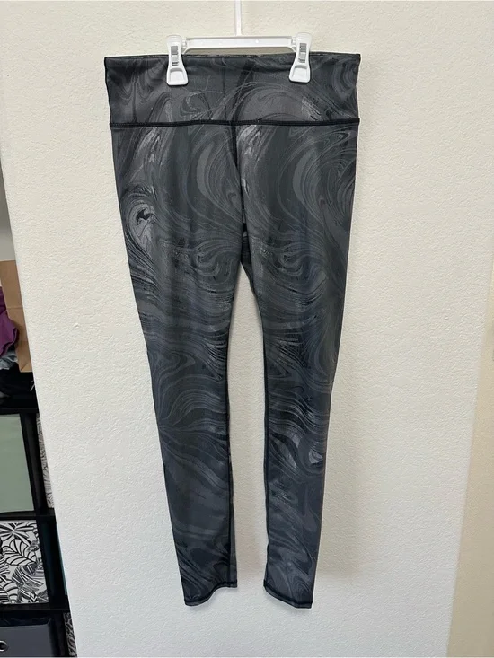 Alo Leggings