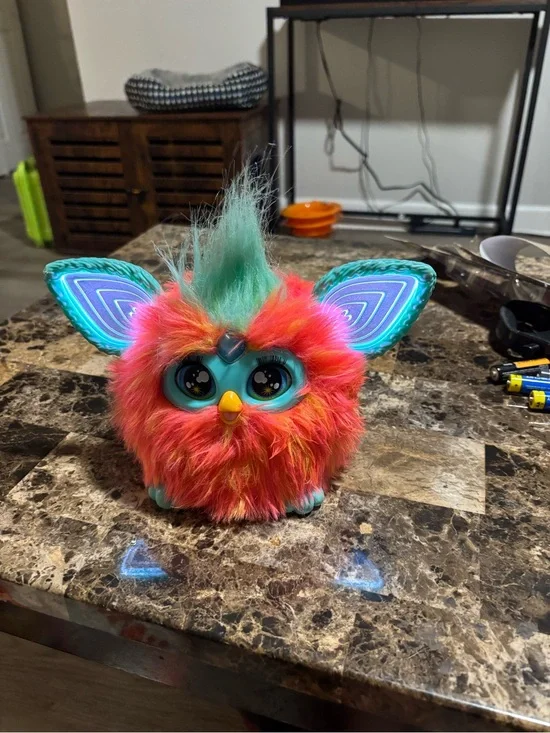 Furby Turquoise & Pink Fuzzy Companion this works