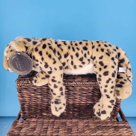 FAO Schwarz Cheetah Leopard Cat Plush Realistic 25