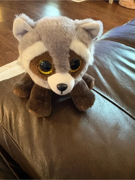 Plush Raccoon Stuffed Animal with Sparkly Brown Eyes beanie boo