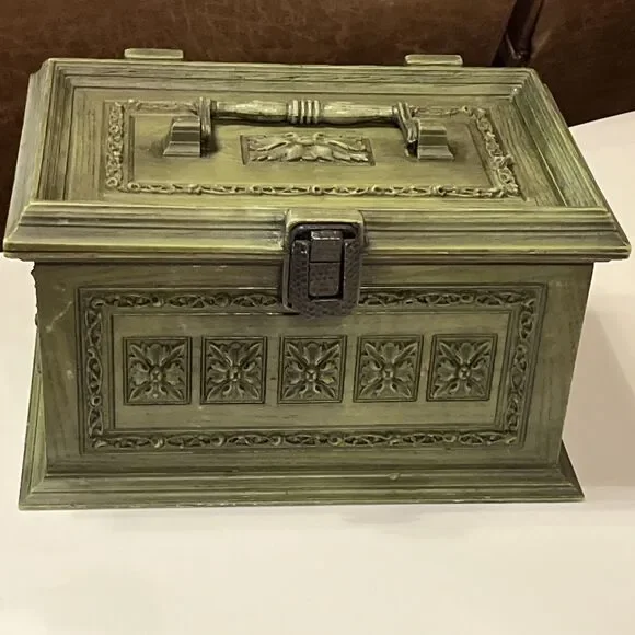 Vintage 60s Max Klein Avocado Green Plastic Sewing Box With SC-1280 Tray+Content