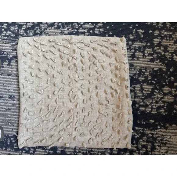West Elm 16x16 Oatmeal Beige 100% Linen Tufted Clipped Jacquard Pillow Cover