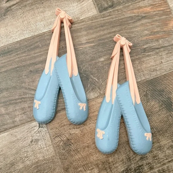 Homco Vintage 1991 Kitschy Ballet Slippers Wall Hanging-Set of 2, Blue Pink, OS