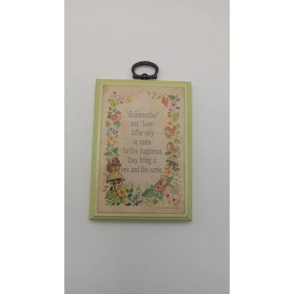 Vintage 1979 Hallmark Wood Plaque‎ Grandmother Love Forest Animals Made in USA