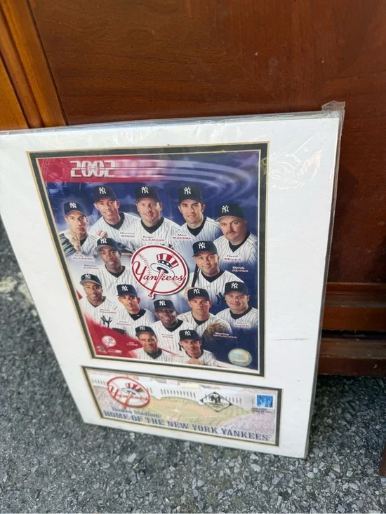 New York Yankees 2002 Team Collage Poster - Navy & White