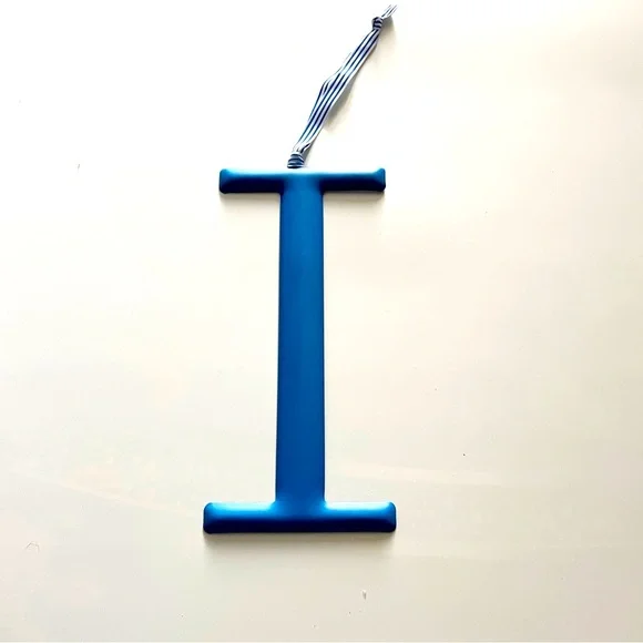 Letter “I” Decor - Blue Lightweight Metal