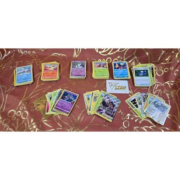 150+ Pokemon Cards