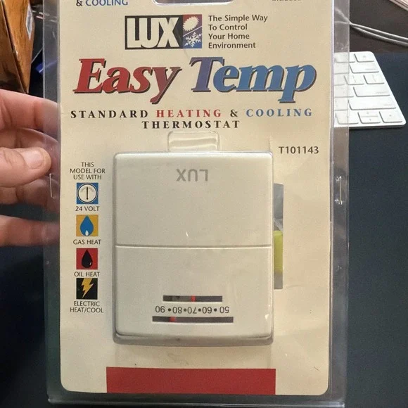 Lux T101143SA Wall-Mounted Digital Thermostat!