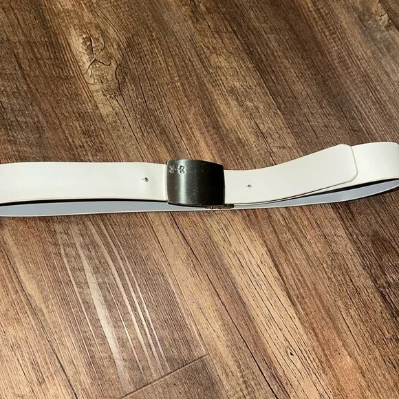 Under Armour Reversible‎ Gray & White Leather Belt
