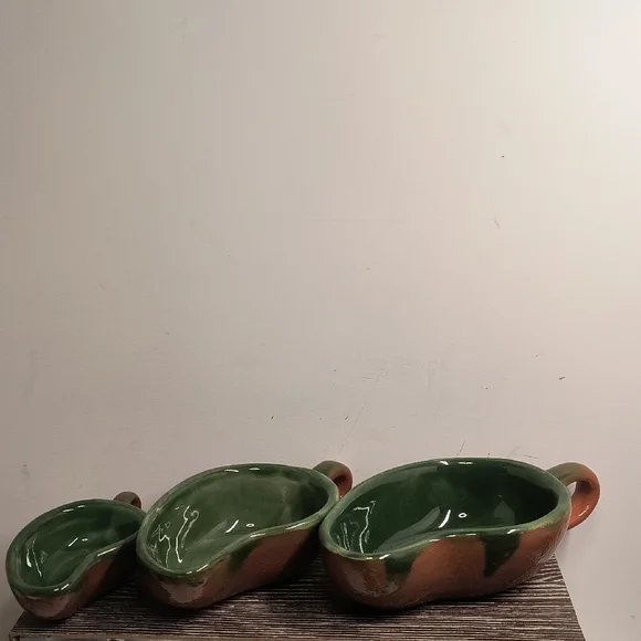 Williams Sonoma Redware Style Glazed Chili Pepper Bowls Small